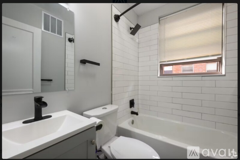 236 W Walnut Ln in Philadelphia, PA - Building Photo