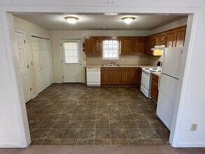 1018 11th Ave in Phenix City, AL - Building Photo - Building Photo