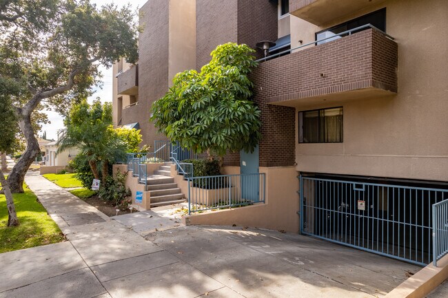 315 Chester St in Glendale, CA - Foto de edificio - Building Photo