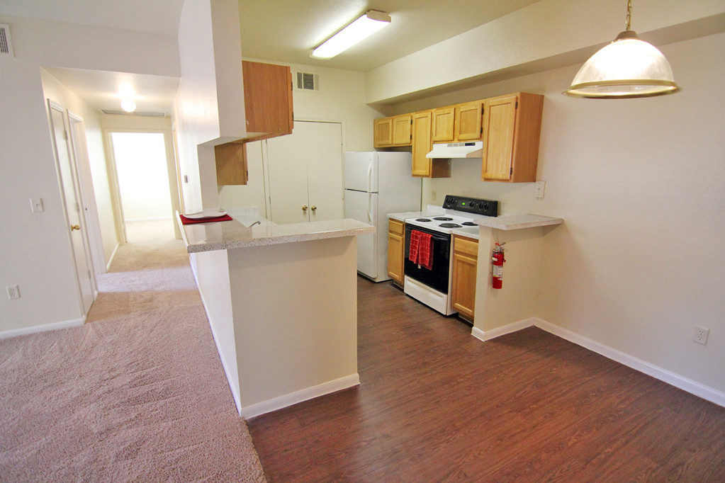 Brenham Oaks Apartments in Brenham, TX