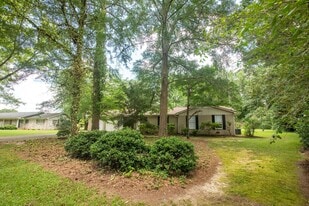 108 Meadow Wood Rd in Gadsden, AL - Building Photo