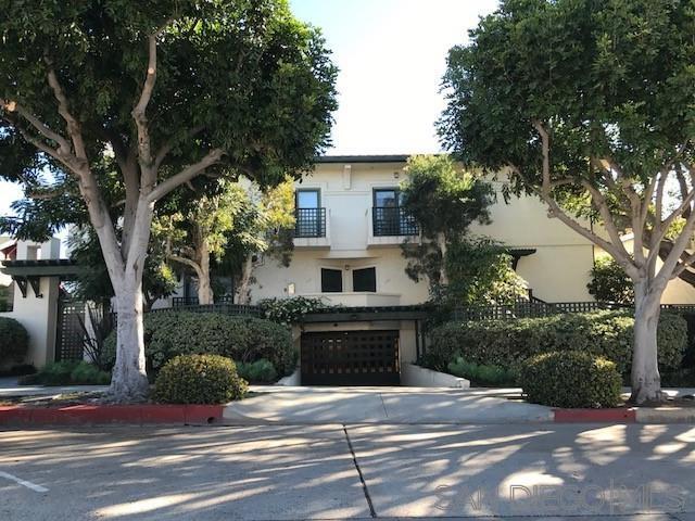 7717 Eads Ave in San Diego, CA - Foto de edificio