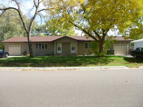 Twin Homes in Mounds View, MN - Foto de edificio - Building Photo