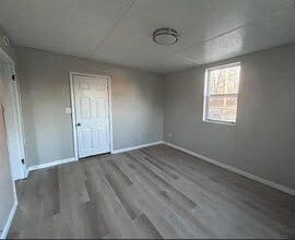 228 Eden St in Jackson, TN - Building Photo - Building Photo