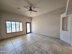 3857 Loma Cortez Dr in El Paso, TX - Building Photo - Building Photo