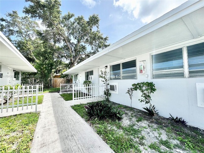 property at 715 SW 5th St