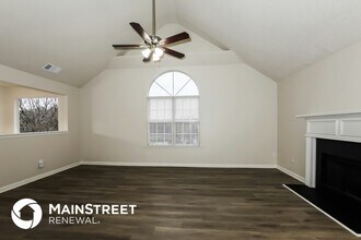 4153 Ward Lake Trail, Unit PH5303 in Ellenwood, GA - Foto de edificio - Building Photo