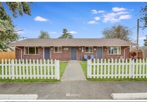 4612 Lila Ln SW in Lakewood, WA - Building Photo