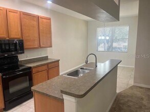 4477 Marsalis Ct in Spring Hill, FL - Foto de edificio - Building Photo