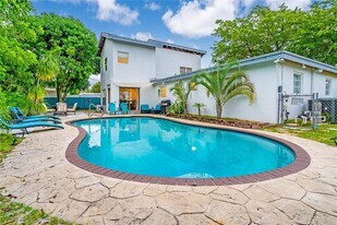 1165 SW 4th Ter in Pompano Beach, FL - Building Photo