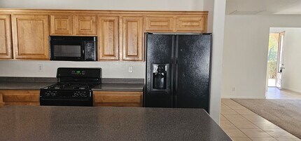 5086 Golden Antelope Way in Las Vegas, NV - Building Photo - Building Photo