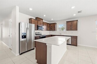 1575 Aspen Ave in Davenport, FL - Building Photo - Building Photo