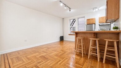 707 W 171st St, Unit 1A in New York, NY - Foto de edificio - Building Photo