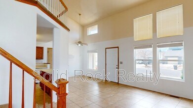 935 Greenbrier Dr in Colorado Springs, CO - Building Photo - Building Photo