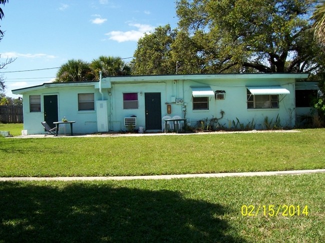 506 N 2nd St in Fort Pierce, FL - Foto de edificio - Building Photo