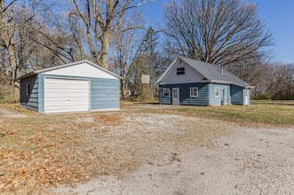 112 Brady Ln in Urbana, IL - Building Photo - Building Photo