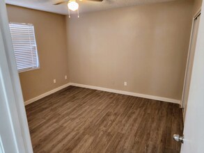 590 W 18th Ave in Apache Junction, AZ - Building Photo - Building Photo