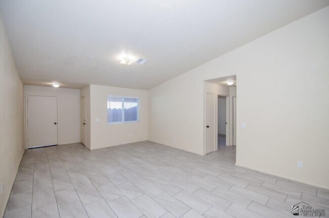 7277 E 38th Ln in Yuma, AZ - Building Photo - Building Photo