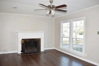 4900 Morris Ave in Fort Worth, TX - Building Photo - Building Photo