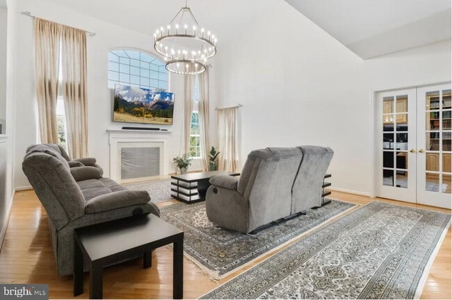 14301 Autumn Crest Rd in Germantown, MD - Building Photo - Building Photo