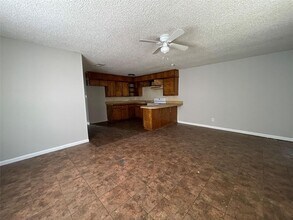 105 Effie Ln in Weatherford, TX - Building Photo - Building Photo