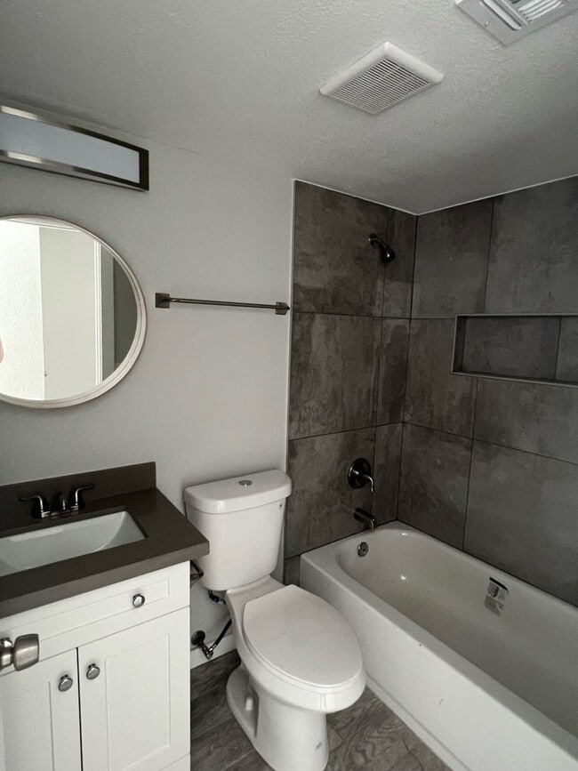 12717 W Amy Dr in Surprise, AZ - Building Photo - Building Photo