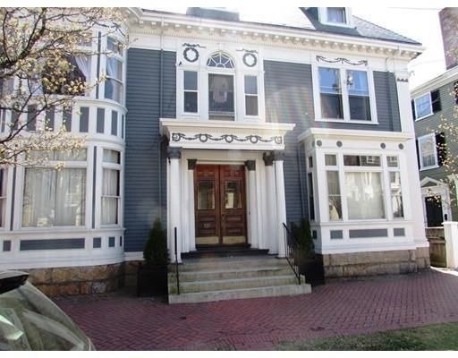 357 Essex St in Salem, MA - Building Photo