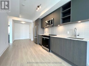 50-2950 Dunfield Ave in Toronto, ON - Building Photo - Building Photo