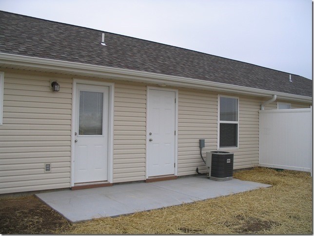 Wellspring Apartments in Reeds Spring, MO - Building Photo