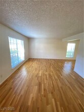 3157 Pinehurst Dr in Las Vegas, NV - Building Photo - Building Photo