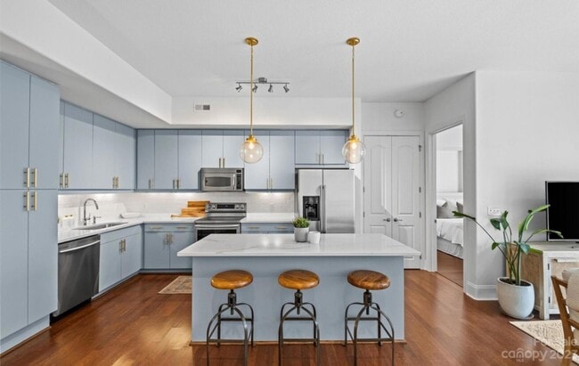 property at 4625 Piedmont Row Dr