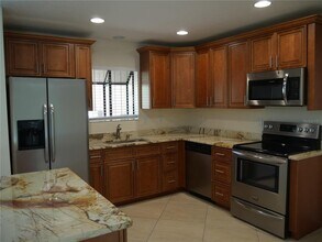 3026 Vinson Ave in Sarasota, FL - Building Photo - Building Photo