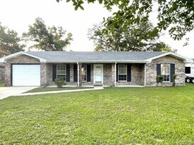 4168 Danamar Dr in Pensacola, FL - Building Photo
