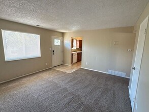 1094 Westmoreland Rd in Colorado Springs, CO - Building Photo - Building Photo