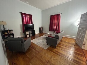 107 S Pecan St in Washington, GA - Building Photo - Building Photo