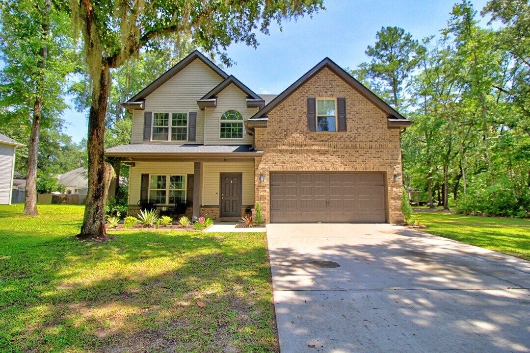 88 Old Cottage Ln in Midway, GA - Building Photo