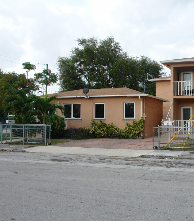 5500 NW Miami Ct in Miami, FL - Building Photo