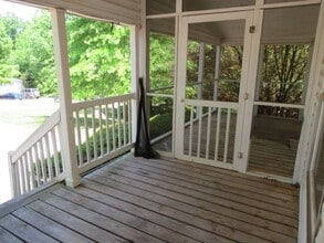 406 Crystal Dr in Carrollton, GA - Building Photo - Building Photo