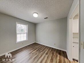 59 M.L.K. Jr Dr in Newnan, GA - Foto de edificio - Building Photo