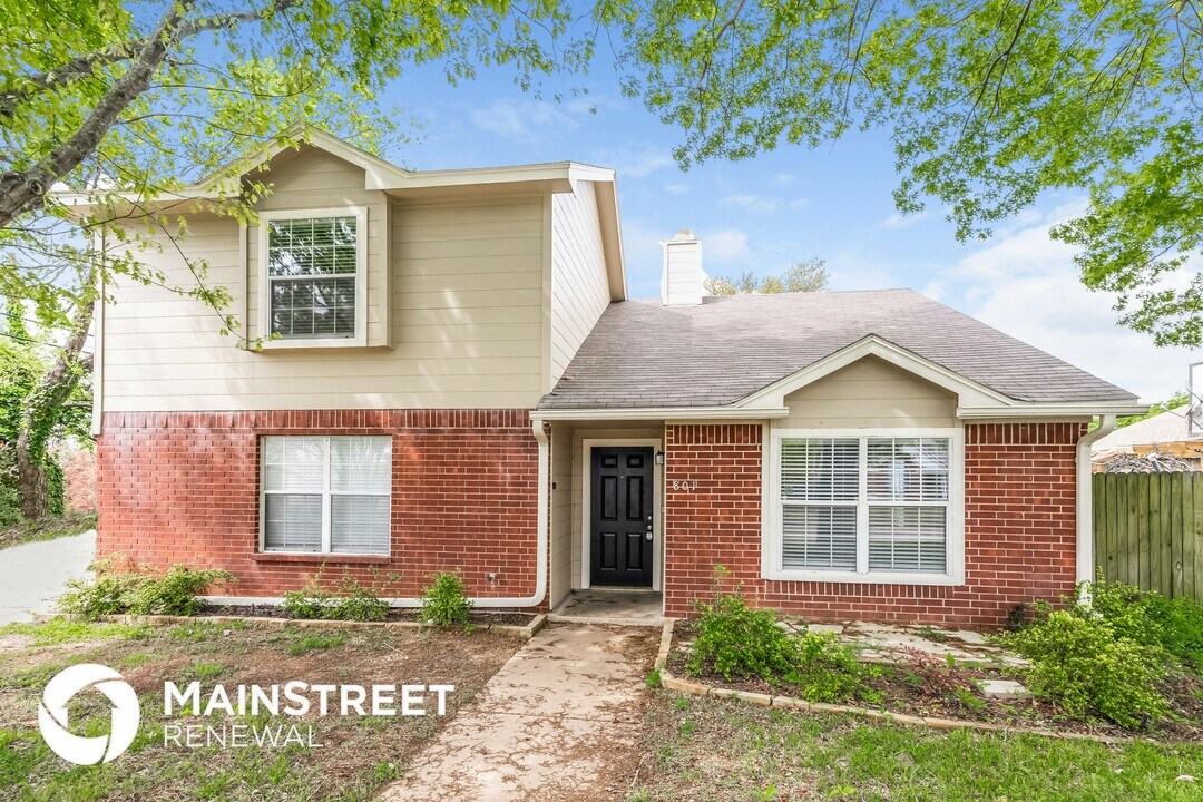 801 Park Pl Blvd in Midlothian, TX - Building Photo
