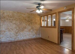 7813 Marrett Dr in Fort Worth, TX - Building Photo - Building Photo