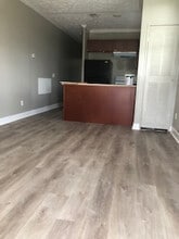 4923 Eastview Dr in New Orleans, LA - Building Photo - Building Photo