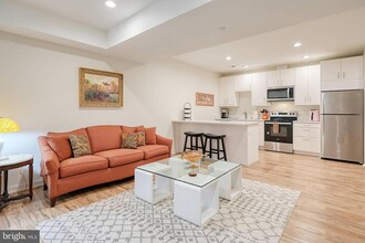 5822 Bradley Blvd in Bethesda, MD - Building Photo - Building Photo