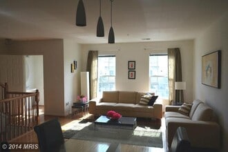 12934 Pinnacle Dr in Germantown, MD - Building Photo - Building Photo