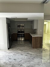 5406 Bayberry Ln in Tamarac, FL - Foto de edificio - Building Photo