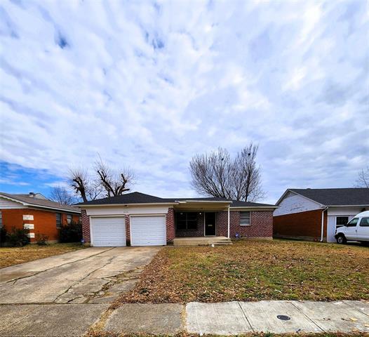 property at 2228 Toulon Ln