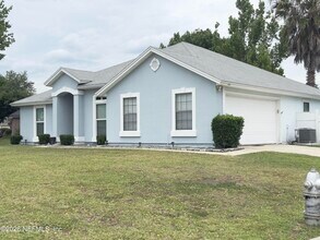 248 Dover Bluff Dr in Orange Park, FL - Building Photo - Building Photo