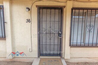 3120 N 67th Ln in Phoenix, AZ - Building Photo - Building Photo