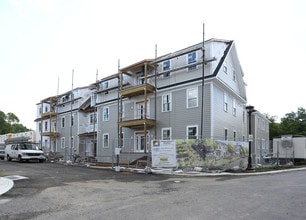 Main Street Homes in Storrs Mansfield, CT - Building Photo - Building Photo