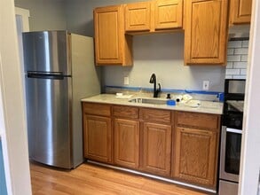 5 Sullivan Dr in Greenwood Lake, NY - Building Photo - Building Photo
